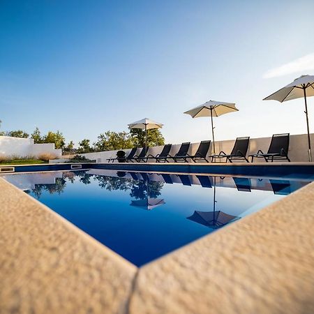 Royal Promons - Heated Pool Villa Стариград-Пакленица Екстериор снимка