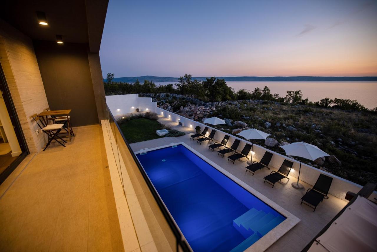 Royal Promons - Heated Pool Villa Стариград-Пакленица Екстериор снимка