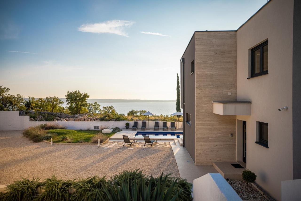 Royal Promons - Heated Pool Villa Стариград-Пакленица Екстериор снимка