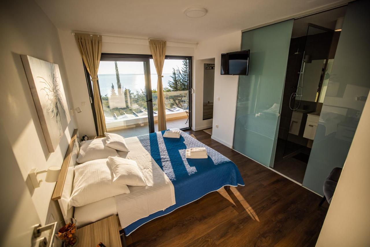 Royal Promons - Heated Pool Villa Стариград-Пакленица Екстериор снимка