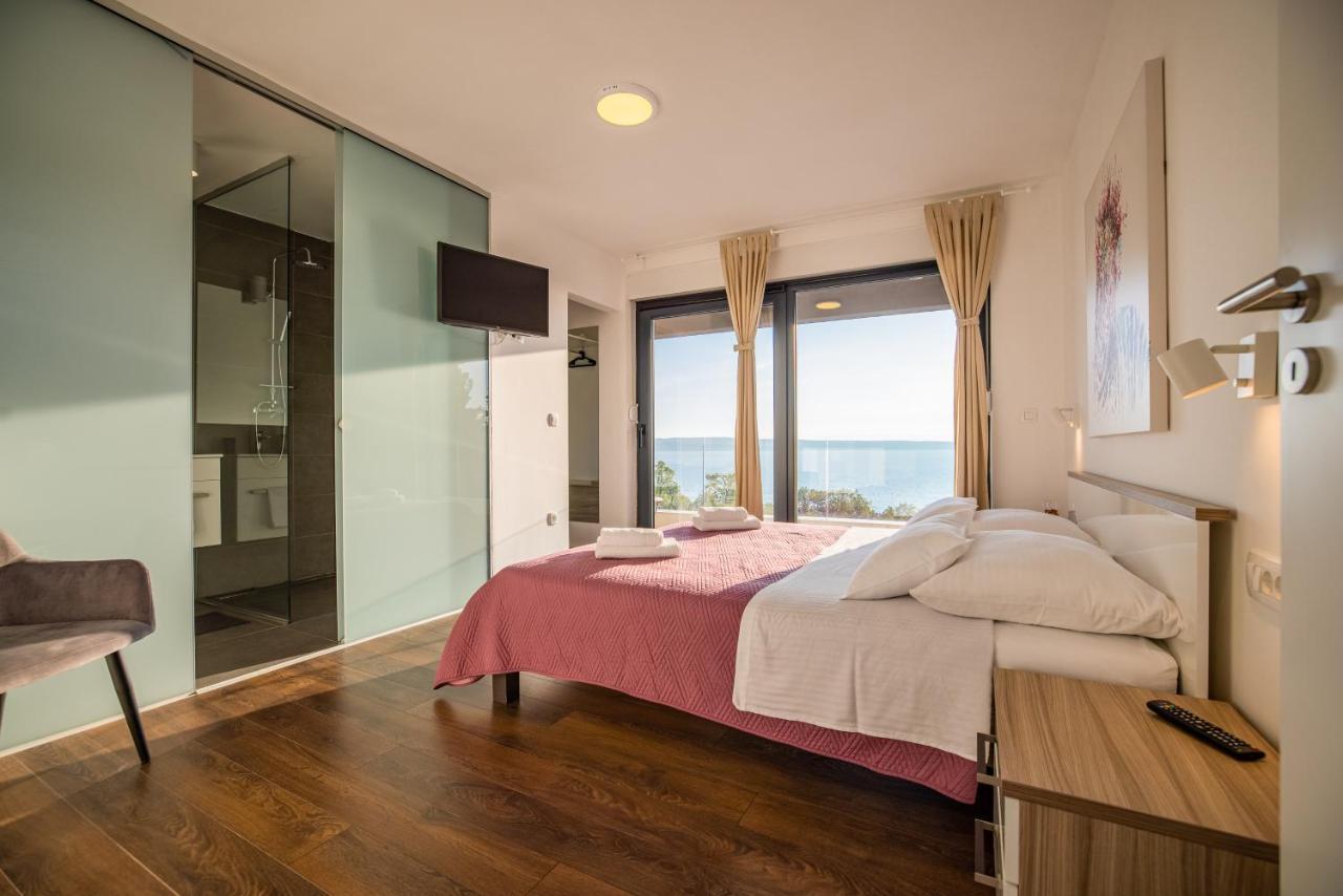 Royal Promons - Heated Pool Villa Стариград-Пакленица Екстериор снимка
